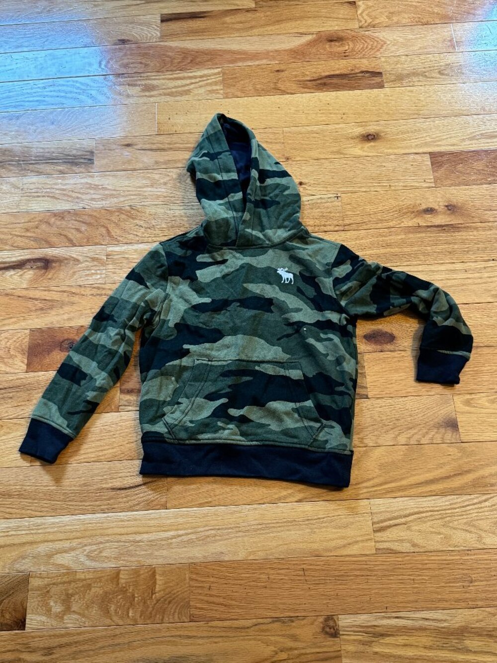 Abercrombie Kids 7/8 Camo Pullover Hoodie